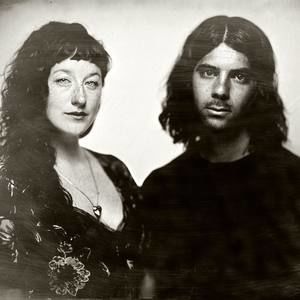 Meet your Posher, Hilary